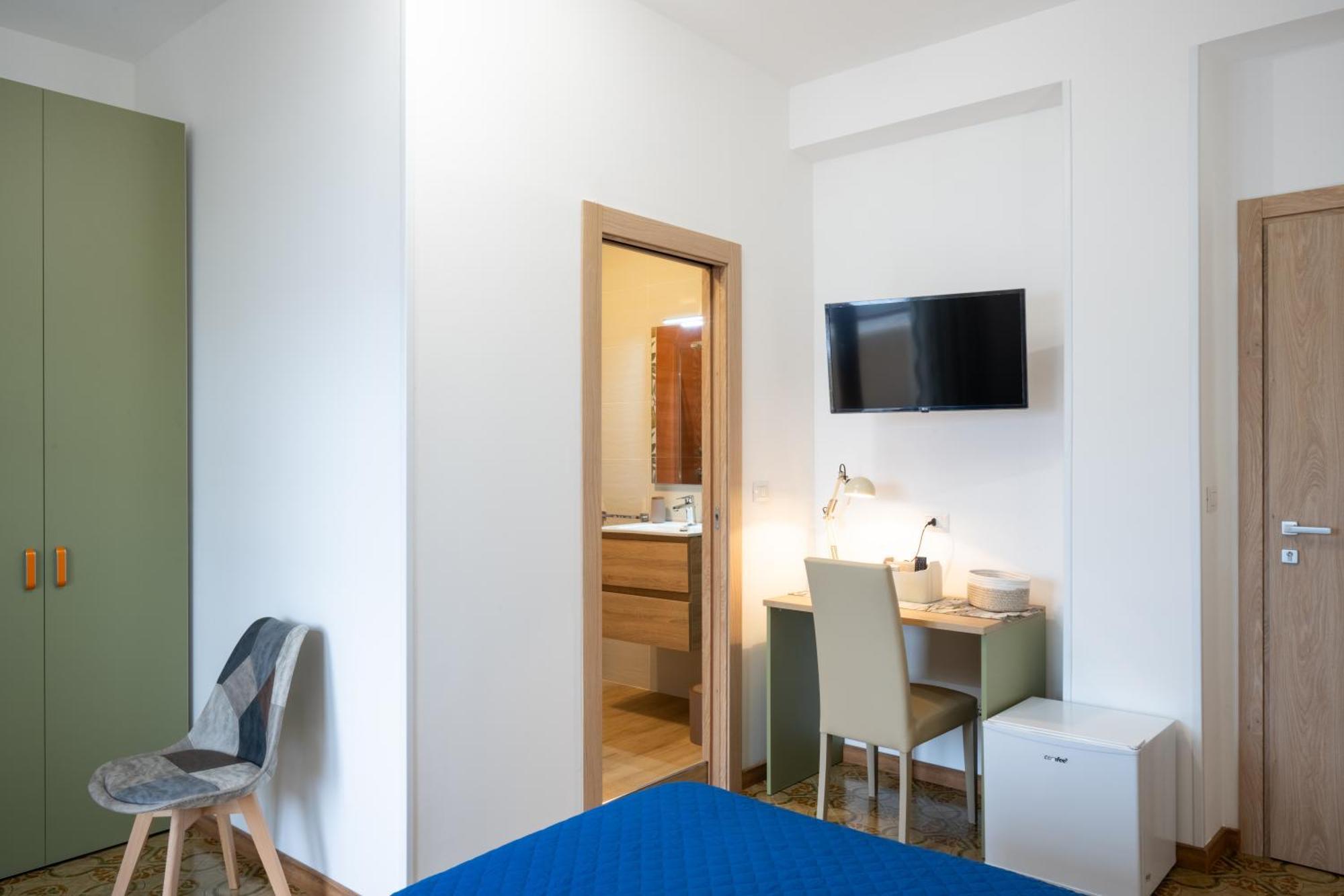 B&B Benvenuti Al Centro Caserta Bagian luar foto